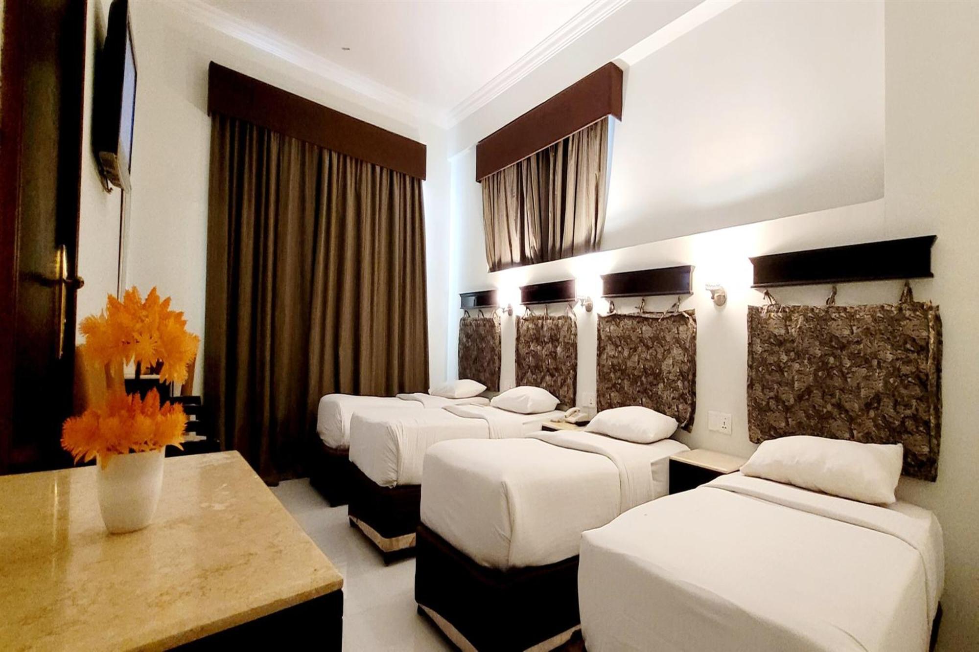Signature Inn Hotel Dubai Room photo
